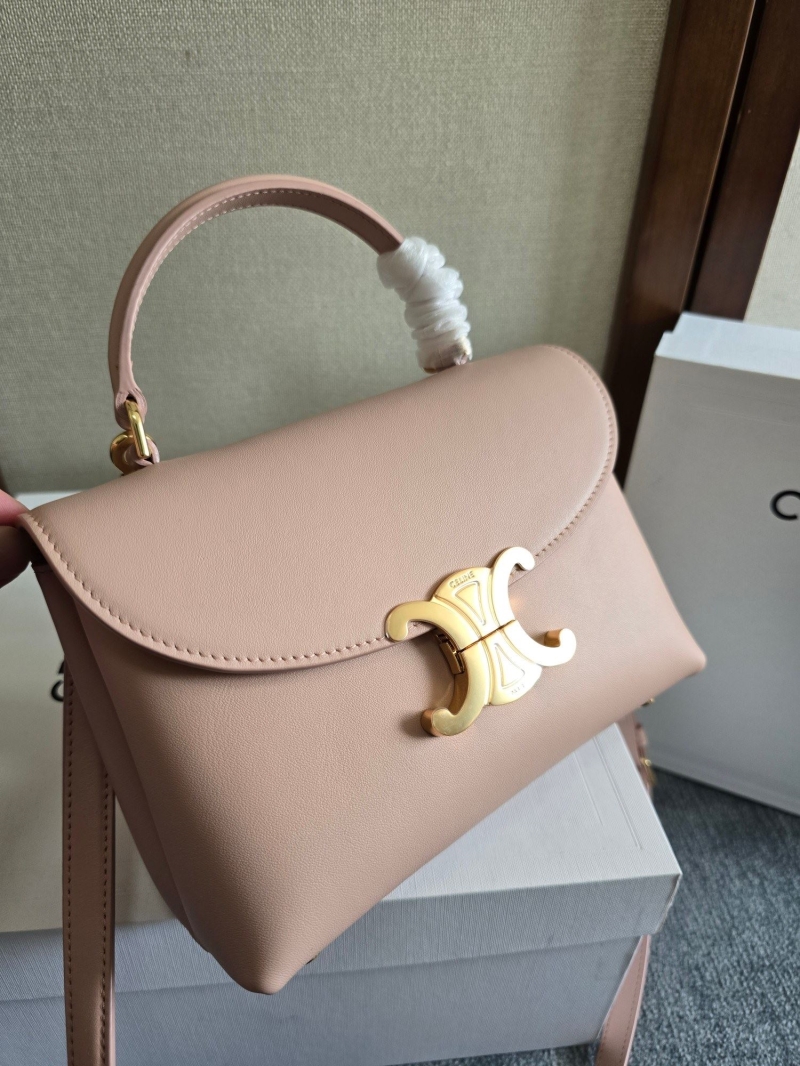 Ce1i*e kelly bags